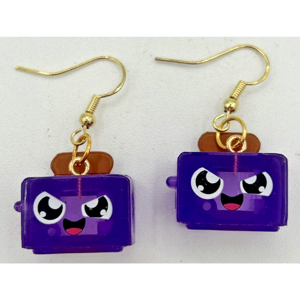 Cartoon Grinning Toaster Charm Earrings Vending Charm‎ Costume Jewelry C16